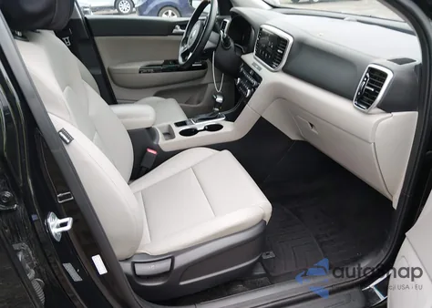 2020 Kia Sportage Ex z USA, uszkodzony, nr VIN KNDPNCAC4L7763791